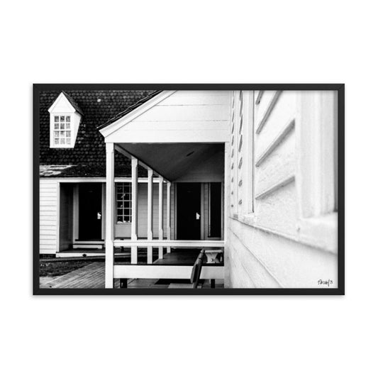 Courtyard - 24x36 - T