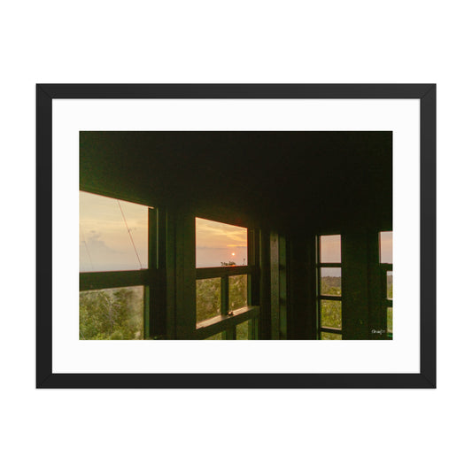 Lookout - 18x24 - T